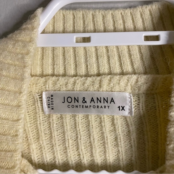 Jon & Anna Women's Cream Mock Neck Bell Sleeve Sweater - Picture 4 of 8